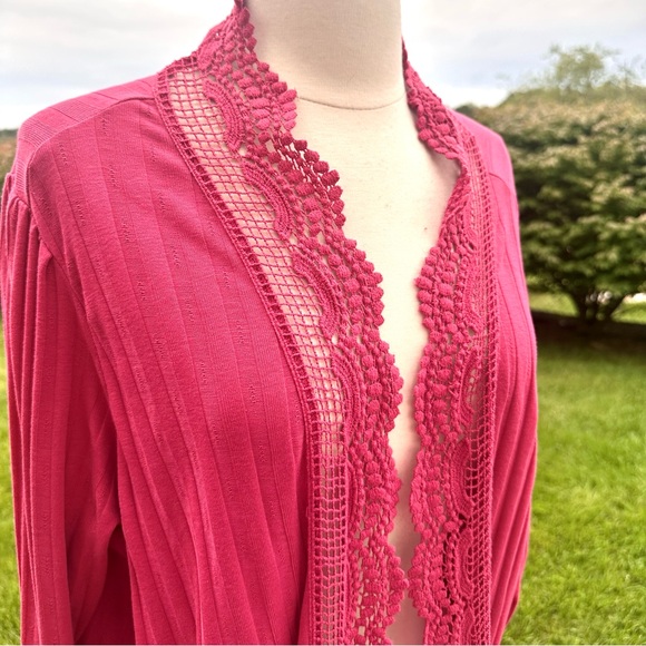 ROAMAN's Plus Size Crochet Trim Cardigan - Picture 7 of 16